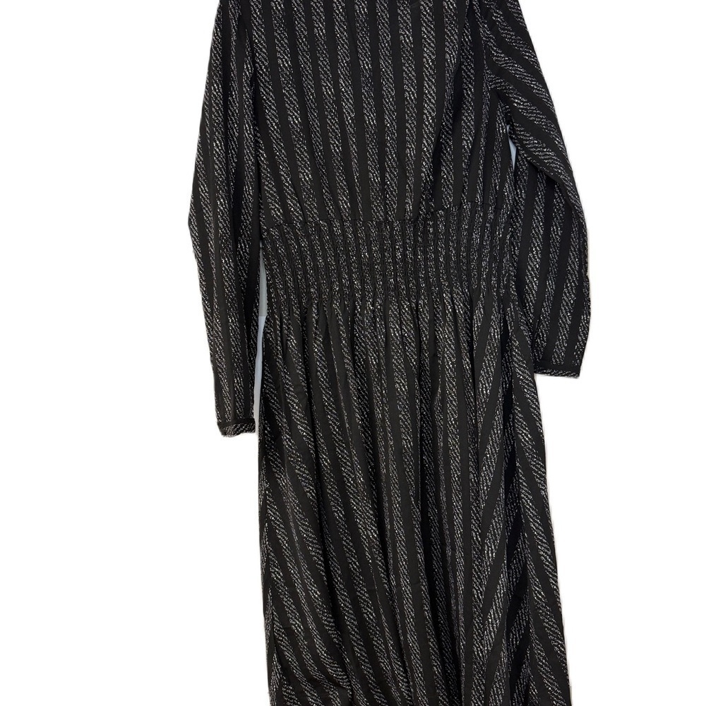 The Collective women’s sz l Chic Black Long Sleeve Dress flattering sparkle LBD